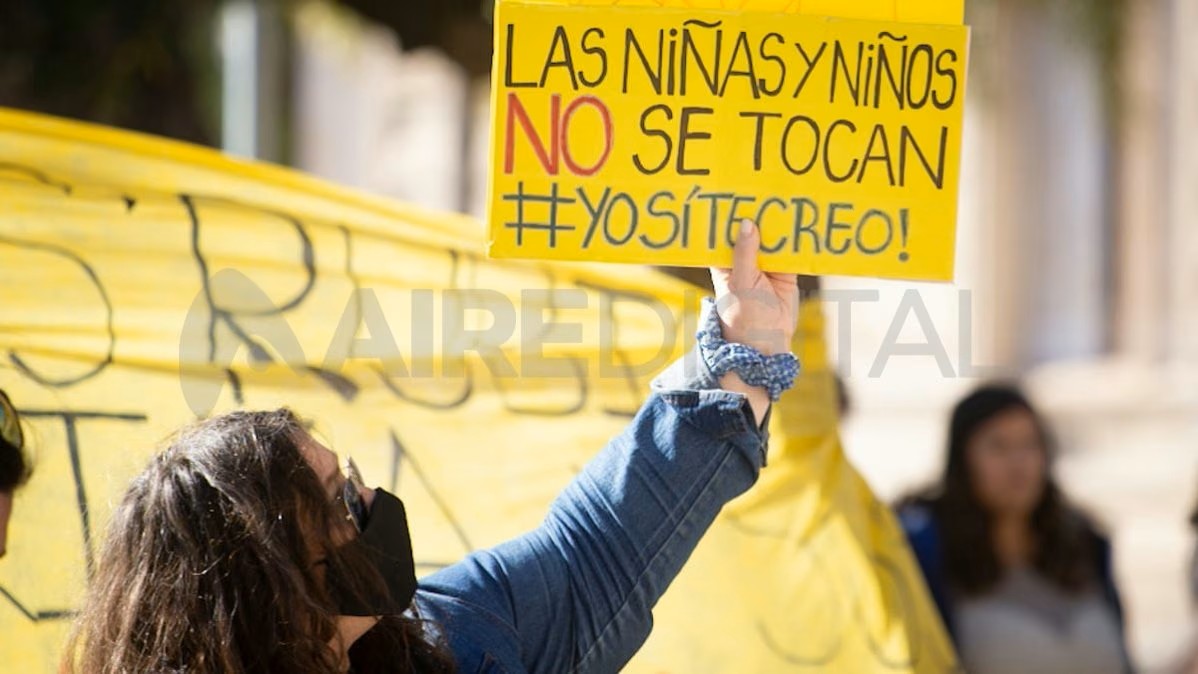 Las niñas y niños no se tocan